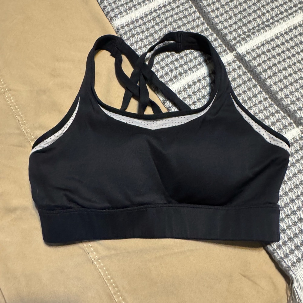 Zyia Women's Black Sports Bra